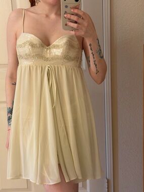 Ritmo di Perla Cream Sequin Vintage Mini Dress